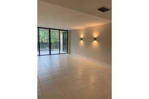 9735 NW 52nd St APT 218, Doral, FL 33178, Sold 12/23/22