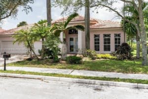 8041 Bermuda Point Ln, Davie, FL 33328, Sold 02/24/23