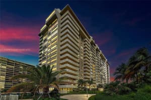 3 Grove Isle Dr, Coconut Grove, FL 33133, Sold 06/08/23