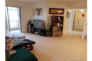 469 NE 207th Ln APT 102, Miami, FL 33179, Sold 04/12/23