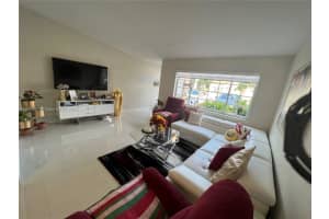 6712 NW 166th Terrace #304, Miami Lakes, FL 33014, Sold 11/02/22