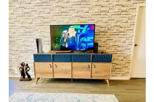 410 SE 2nd St APT 318, Hallandale Beach, FL 33009, Sold 01/23/23