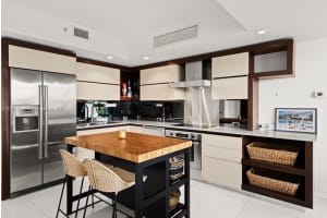 2155 Washington Ct APT 504, Miami Beach, FL 33139, Sold 11/10/22