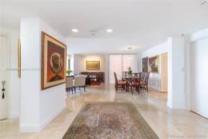 1581 Brickell Ave APT 1405, Miami, FL 33129, Sold 09/21/22