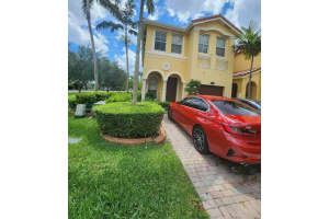 15040 SW 9th Ln, Miami, FL 33194, Sold 10/25/22
