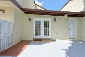 530 NW 99th Pl #530, Miami, FL 33172, Sold 12/12/22