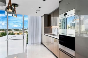 1000 South Pointe Dr APT 801, Miami Beach, FL 33139, Sold 02/03/23