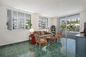 1402 Brickell Bay Dr APT 403, Miami, FL 33131, Sold 11/30/22