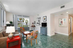 1402 Brickell Bay Dr APT 403, Miami, FL 33131, Sold 11/30/22