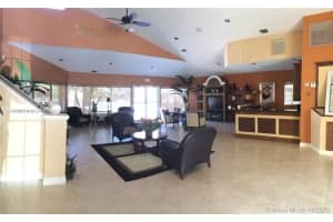 5628 Rock Island Rd APT 186, Tamarac, FL 33319, Sold 11/10/22