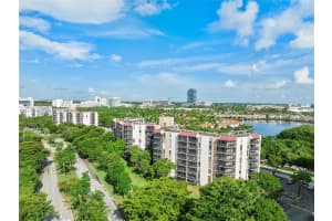 3301 N Country Club Dr APT 601, Aventura, FL 33180, Sold 10/28/22