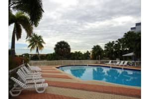 9351 Fontainebleau Blvd APT B403, Miami, FL 33172, Sold 11/04/22