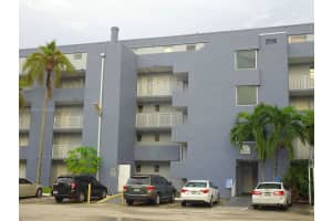 9351 Fontainebleau Blvd APT B403, Miami, FL 33172, Sold 11/04/22