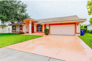 731 SW 94th Terrace, Pembroke Pines, FL 33025, Sold 11/10/22