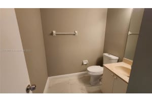 1660 SE 30th St, Homestead, FL 33035, Sold 11/18/22
