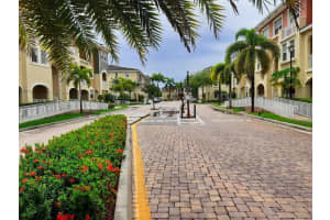 8800 NW 107th Ct UNIT 110, Doral, FL 33178, Sold 10/24/22
