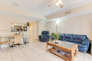260 NW 107th Ave APT 209, Miami, FL 33172, Sold 12/19/22