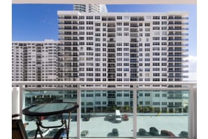 3001 S Ocean Dr APT 609, Hollywood, FL 33019, Sold 11/30/22