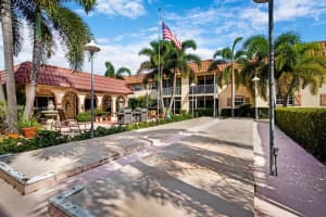 101 E McNab Rd APT 304, Pompano Beach, FL 33060, Sold 10/28/22