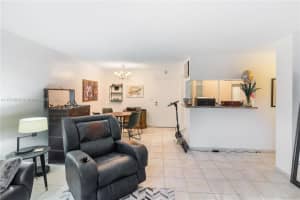 2201 Brickell Ave APT 48, Miami, FL 33129, Sold 10/26/22