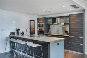 200 Biscayne Blvd Way APT 4007, Miami, FL 33131, Sold 03/20/23