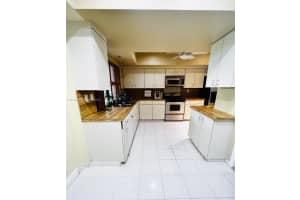 1016 NW 133rd Ave, Sunrise, FL 33323, Sold 11/03/22