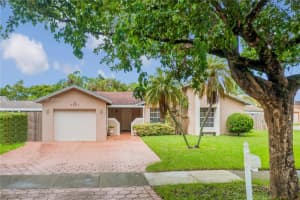 5761 NW 192nd St, Hialeah, FL 33015, Sold 10/28/22