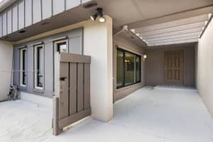 10510 SW 74th Ln, Miami, FL 33173, Sold 11/10/22