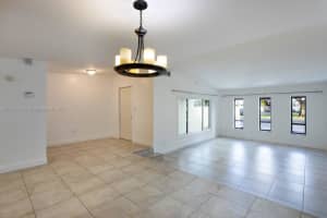 10510 SW 74th Ln, Miami, FL 33173, Sold 11/10/22