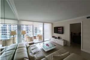 5161 Collins Ave APT 903, Miami Beach, FL 33140, Sold 11/21/22