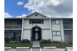 20761 NE 4th Pl APT 105, Miami, FL 33179, Sold 12/08/22