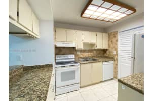 20761 NE 4th Pl APT 105, Miami, FL 33179, Sold 12/08/22