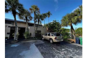 16016 Kilmarnock Dr, Miami Lakes, FL 33014, Sold 01/25/23