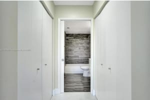 19801 E Country Club Dr #4403, Aventura, FL 33180, Sold 12/01/22