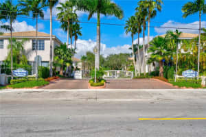 1241 Johnson Ct, Hollywood, FL 33019, Sold 11/30/22