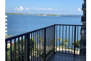 1450 Brickell Bay Dr #1109, Miami, FL 33131, Sold 12/02/22