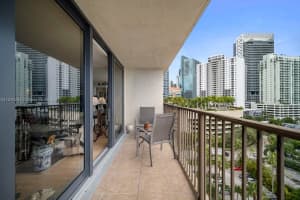 1450 Brickell Bay Dr #1109, Miami, FL 33131, Sold 12/02/22