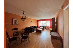 1530 NE 191st St APT 205, Miami, FL 33179, Sold 11/23/22