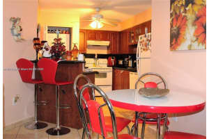 6195 NW 186th St APT 415, Hialeah, FL 33015, Sold 10/24/22