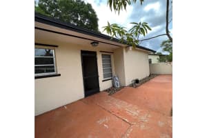 13928 Kendale Lakes Dr, Miami, FL 33183, Sold 10/31/22