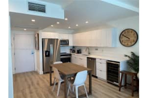 2301 Collins Ave APT 342, Miami Beach, FL 33139, Sold 04/17/23
