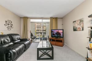 301 NE 14th Ave APT 204, Hallandale Beach, FL 33009, Sold 11/09/22