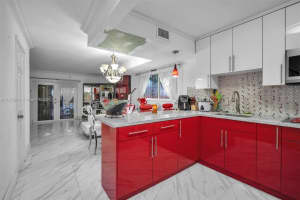 2313 W 60th St C107, Hialeah, FL 33016, Sold 11/07/22