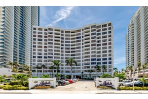 3505 S Ocean Dr #305, Hollywood, FL 33019, Sold 03/30/23