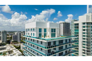 700 NE 25th St APT 1701, Miami, FL 33137, Sold 11/10/22