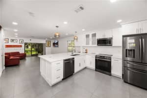 498 Westree Ln, Plantation, FL 33324, Sold 10/24/22
