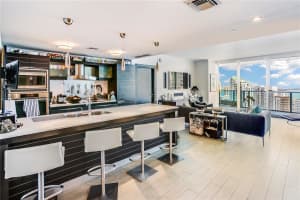 200 Biscayne Blvd Way APT 4307, Miami, FL 33131, Sold 12/28/22