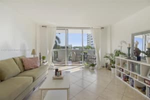 800 West Ave, Miami Beach, FL 33139, Sold 11/17/22