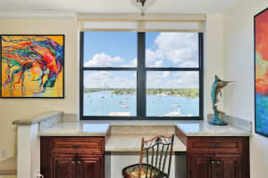 322 Buchanan St, Hollywood, FL 33019, Sold 11/01/22