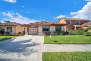 5370 NW 188th St, Miami Gardens, FL 33055, Sold 11/15/22